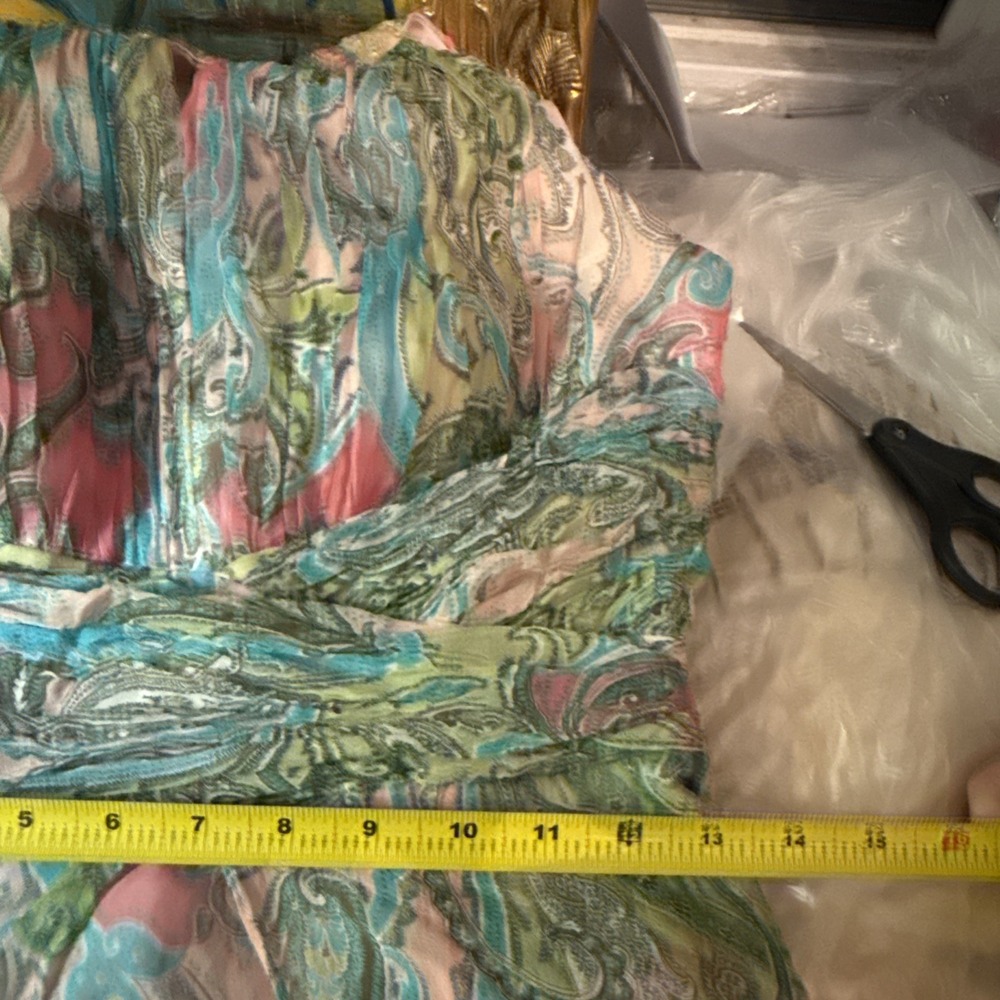 Cachet Women's Sz 6 Dress Pink & Green Blue Beaded Neckline Paisley Print - Picture 13 of 16